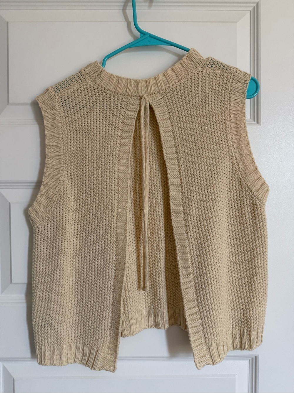 Sleeveless Tie-Back Knit Sweater Vest in Cream